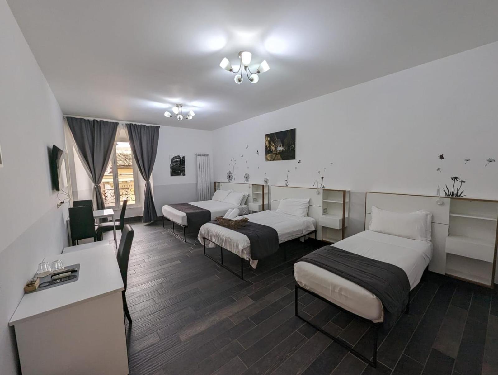 Arch Rome Suites — Photos 1